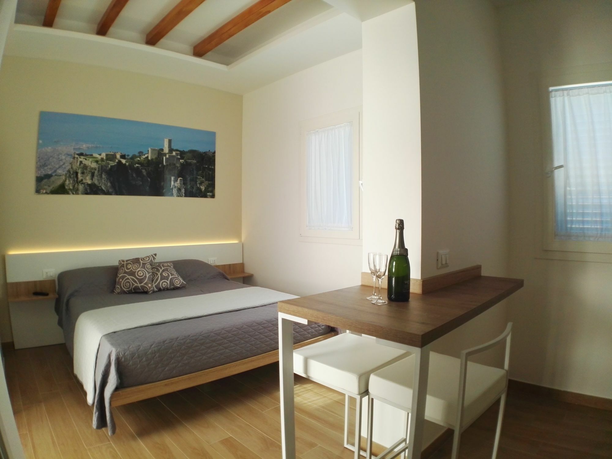 Caelum Case Vacanza Trapani Bagian luar foto